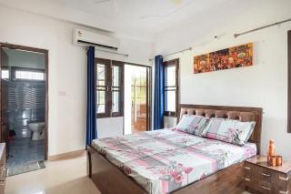 Luxe 6BR Serviced Homestays by B-Town - Dehradun - 4