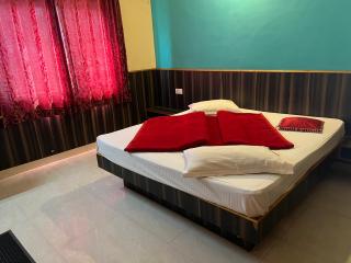 SK RoomsCottage - Ooty - 8