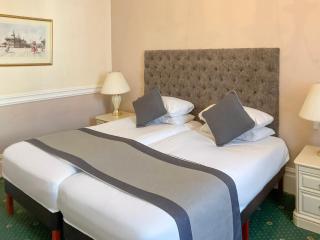 Royal Bath Hotel Bournemouth - 1