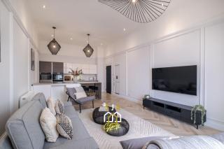 Bastille Stay - SJA Stays - Luxury 2 Bed Apartment - 9