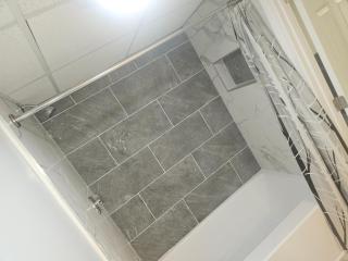 Attractive Lower Level Guest Suite with Private Entrance - 3