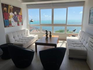 Exclusivo y con vista al mar 602 - - 5