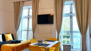 Big Studio with view to park in Camden Kings Cross - Londra - 6