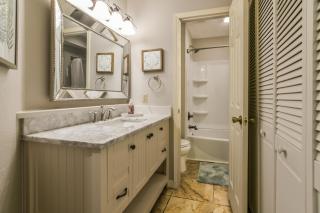 Serene Escape in the Heart of Fall Creek - Branson - 5