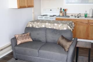 Cozy Studio Steps from Ferry Downtown St Ignace - Saint Ignace - 9