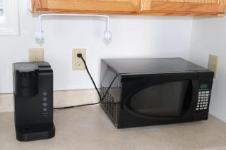 Cozy Studio Steps from Ferry Downtown St Ignace - Saint Ignace - 2