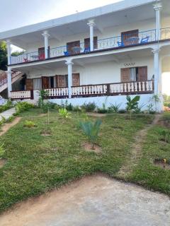Villa Francisca - - 4