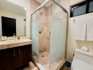 Stylish 2Bed,2Bath-Condo Near Beach - 6 Guests - Playa del Carmen - 6