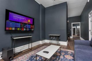 Flats on Front - Riverfront Gem Fast Wi-Fi 1F - Harrisburg - 9
