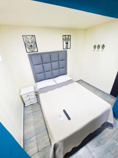 Urban 8 Bedrooms Apartment at Poblado - Medellín - 9