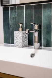 Cosy Haven Studio rénové, élégant Pougues les Eaux - Pougues-les-Eaux - 5