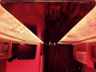 Stay Like a Rock Star Tour Bus in Durham NC - Durham - 2