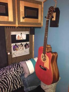 Stay Like a Rock Star Tour Bus in Durham NC - Durham - 1