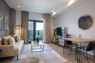 Elegance at 1702 Oceans - Durban - 9