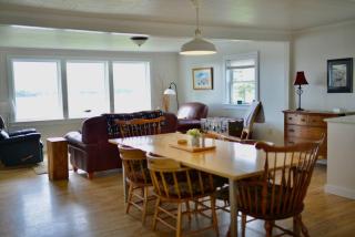 Mudges Bluff Waterfront Retreat - Lubec - 2