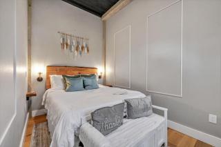 Paceful & Stylish Rural Retreat - Pine Grove - 2