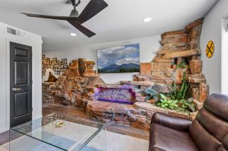 Decorated for the Holidays! 2BDR Home in Downtown Flagstaff - Flagstaff - 9