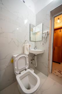 Aila Apartament - Gjirokastër - 4