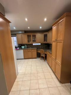 Airport Home- 24x7 Check in- Flexible Checkout- Square One Mall Minutes Away - Mississauga - 1