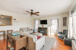 Close to Dtwn Bangor Inviting Maine Home - Veazie - 0