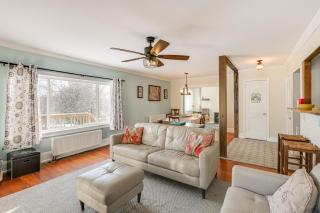 Close to Dtwn Bangor Inviting Maine Home - Veazie - 6