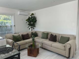 Tiny House 10 min from OIA sleeps 2 - Orlando - 7
