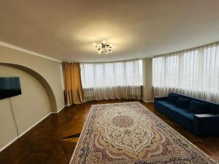 Большая квартира для большой компании - Almaty - 2