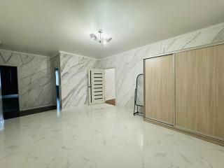 Большая квартира для большой компании - Almaty - 1