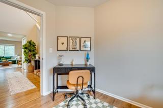 Game Room and Deck Family-Friendly Tumwater Gem - 2