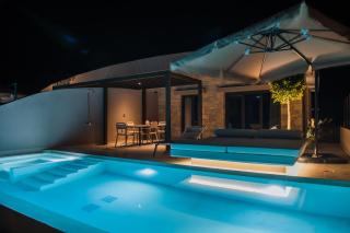 Nestor Luxury Villas - Romanós - 1