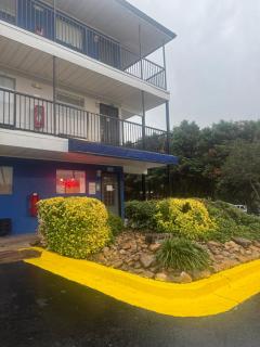 Live In Lodge - Jonesboro - 3