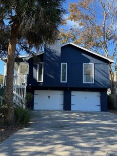 Salty Beaches - Close to Beach & Free Amenities - 9