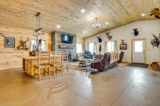 South Dakota Nature Getaway with Hot Tub - 7