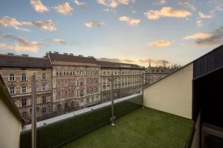 Exclusive & Central Duplex Grand Suite w' Balcony - Budapest - 6