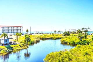 The Blue Pelican - Mexico Beach - 0