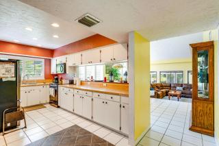Pet-Friendly Haines City Gem with Community Pool - Haines City - 2