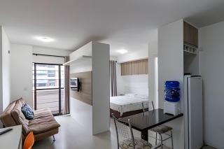 Prédio em frente ao shopping Estação - 9