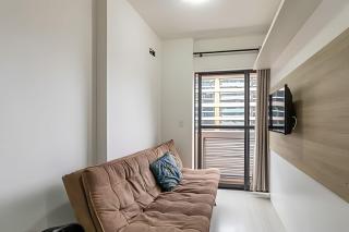 Prédio em frente ao shopping Estação - 8