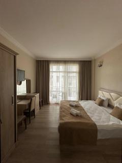 Hotel General Apartment Batumi - Batoemi - 8