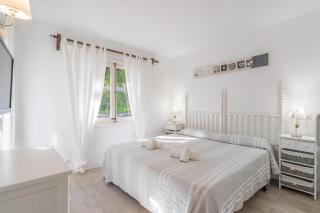Can Botana 4-Gorgeous Beach Accommodation - 1