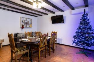 Готельний комплекс Парламент, Яблуниця - 1