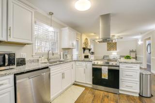 Serene Family Home with Deck in Knightdale! - Knightdale - 1