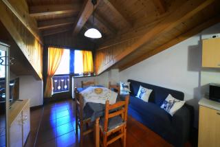 Charm & Relax - Accogliente Mansarda Alpina - Terzolas - 4