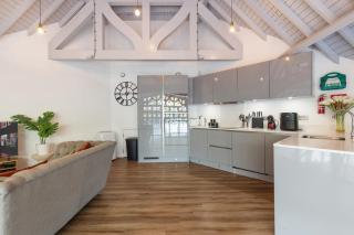 Wycliffe Chapel - Unique Church Penthouse - 5