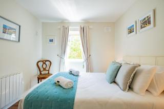 City Townhouse with parking - Galway - 9