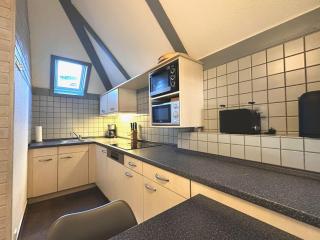Ferienhaus-Helly-Natur-pur-mit-Seeblick - Kemmerode - 8