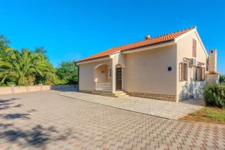 House Suric - Privlaka - 4