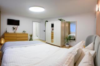 ABM Apartment - OLD TOWN - Private parking - Braşov - 4