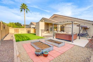 Mestiny Mirage Haven with Outdoor Kitchen! - El Mirage - 0