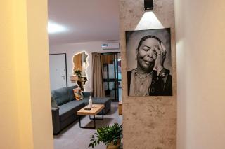 Tropical Suite 22 A - 8